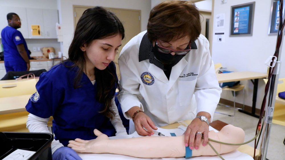 Clinical Medical Assistant Duties and Skills | St. Paul's School of Nursing